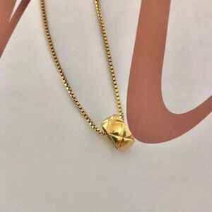 Plaid 18K Gold Yellow Gold Cylinder Lovers Circle Wheel Chain Necklace Dainty